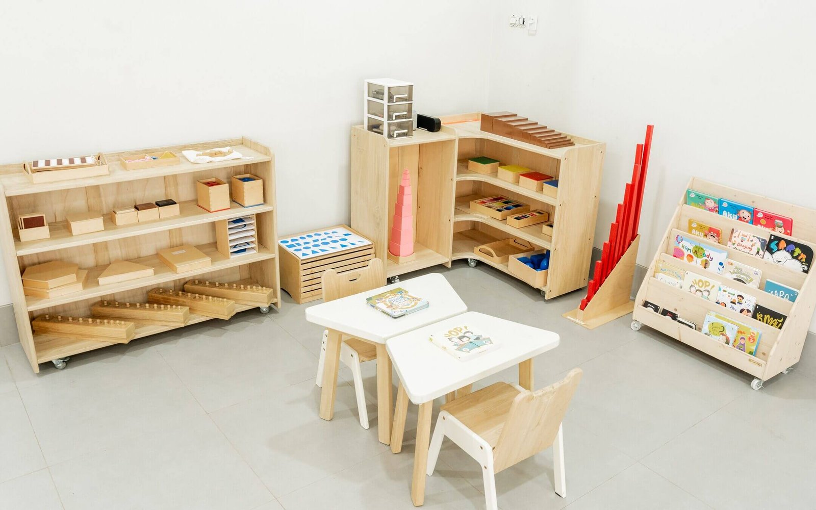 Montessori & Elementary Classrooms